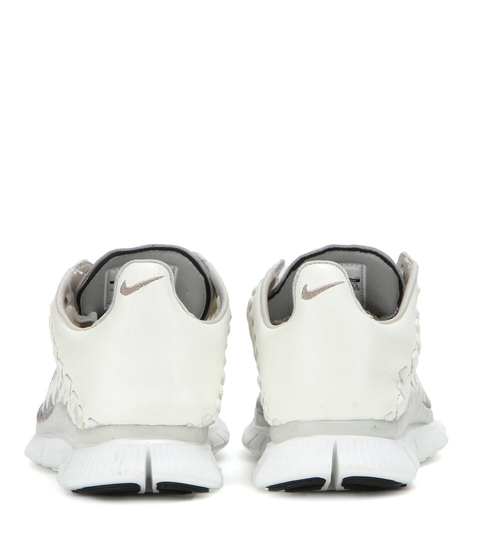 chaussure nike tressé
