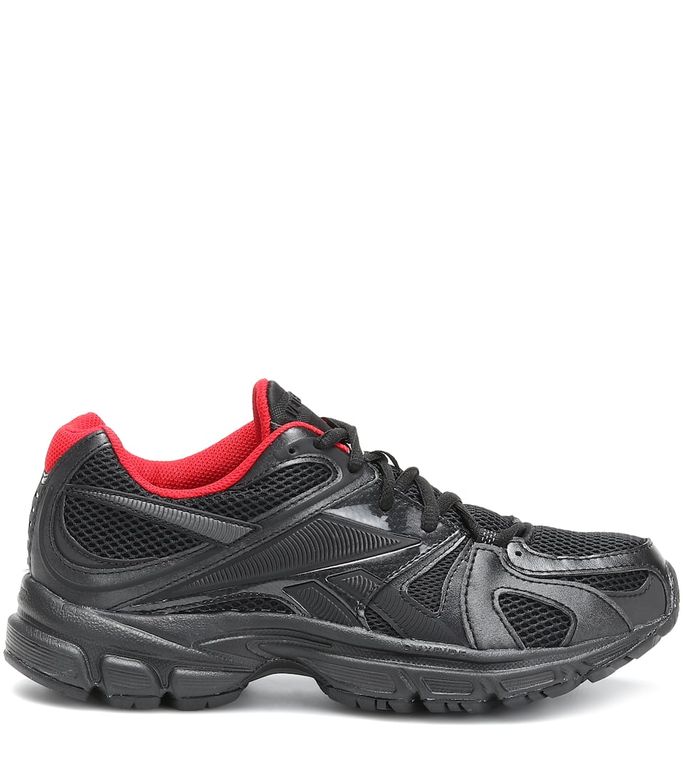 Sneakers Runner Spike X Art Reebok 200Vetements nrnbsp;p00404969 n0PkwOX8
