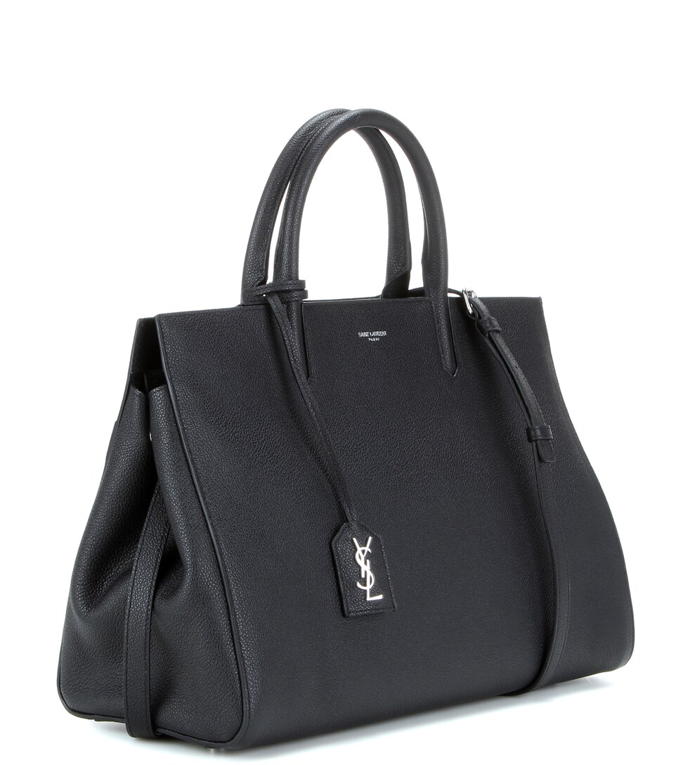 chanel small shopper