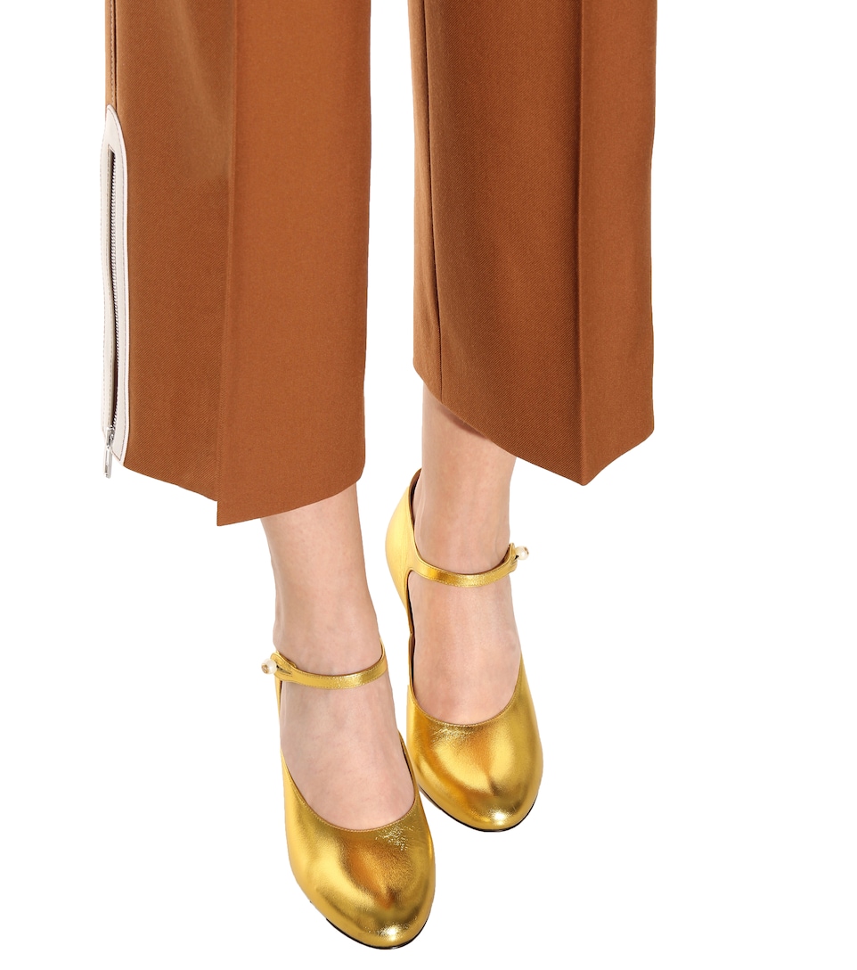 GUCCI Mary-Jane Leather Pumps in Oro Vecchio | ModeSens