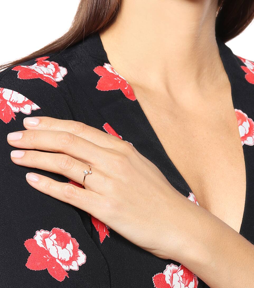 LOREN STEWART Overlap Square and Round 14kt yellow gold open band ring