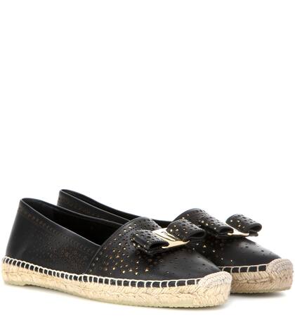 Alpargatas de mujer color negro de SALVATORE FERRAGAMO