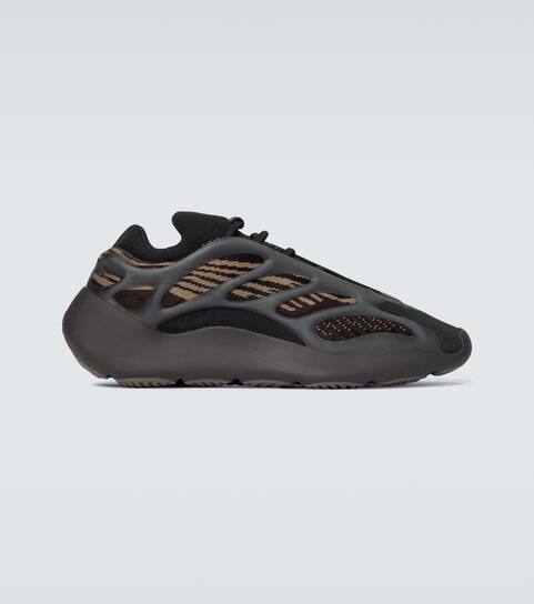 adidas 700 v3