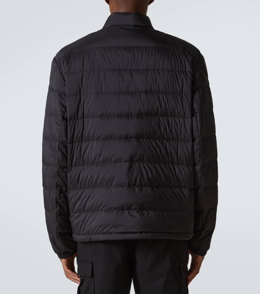 Moncler Chevrerie Down Jacket In Black