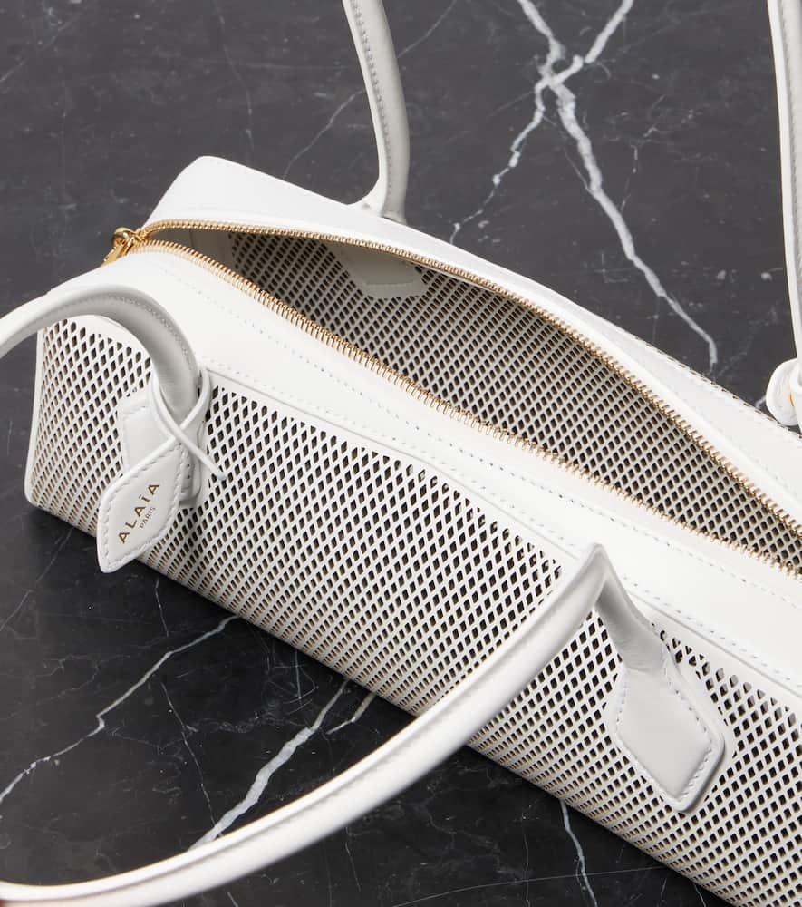 Alaïa Le Teckel Medium Shoulder Bag In Fishnet Leather In White