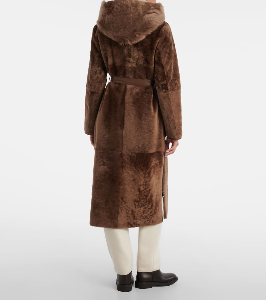 Bogner Belted Hooded Shearling Coat In Brown