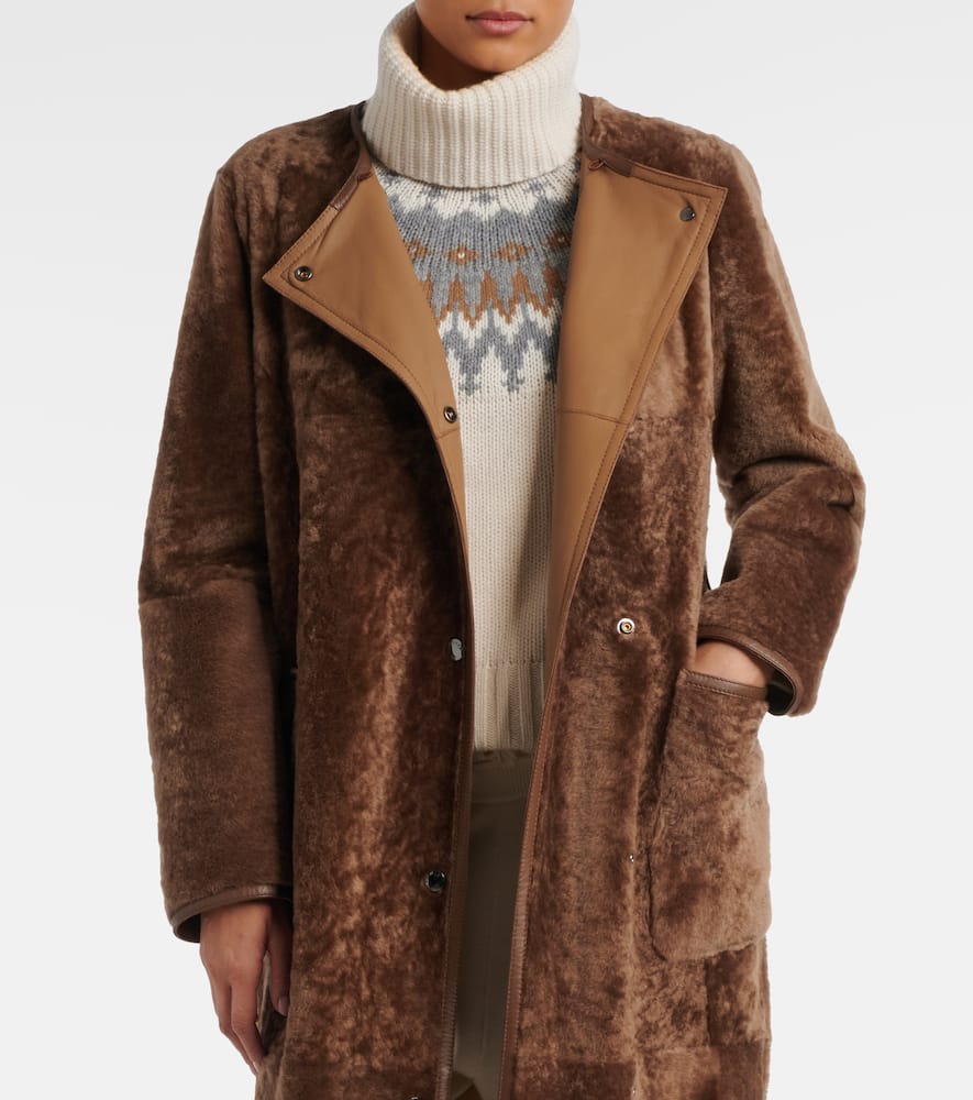 Bogner Belted Hooded Shearling Coat In Brown
