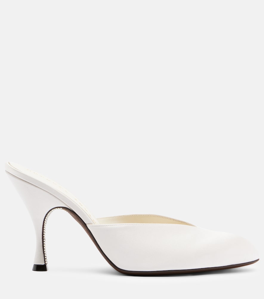  Herbert Levine Herbert Levine Mules Sitting Pretty Aus Satin 