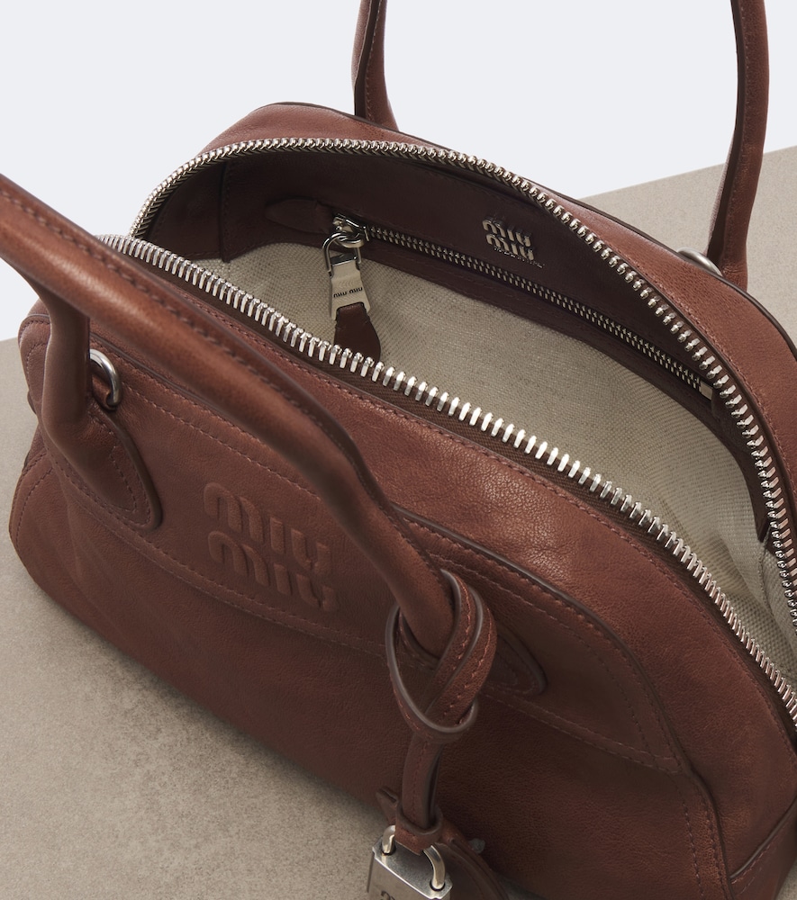 Vivant Shoulder Bag