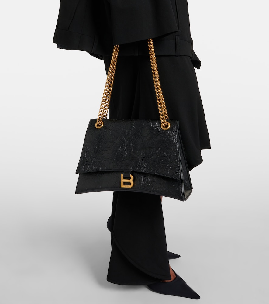 Crush Medium Shoulder Bag