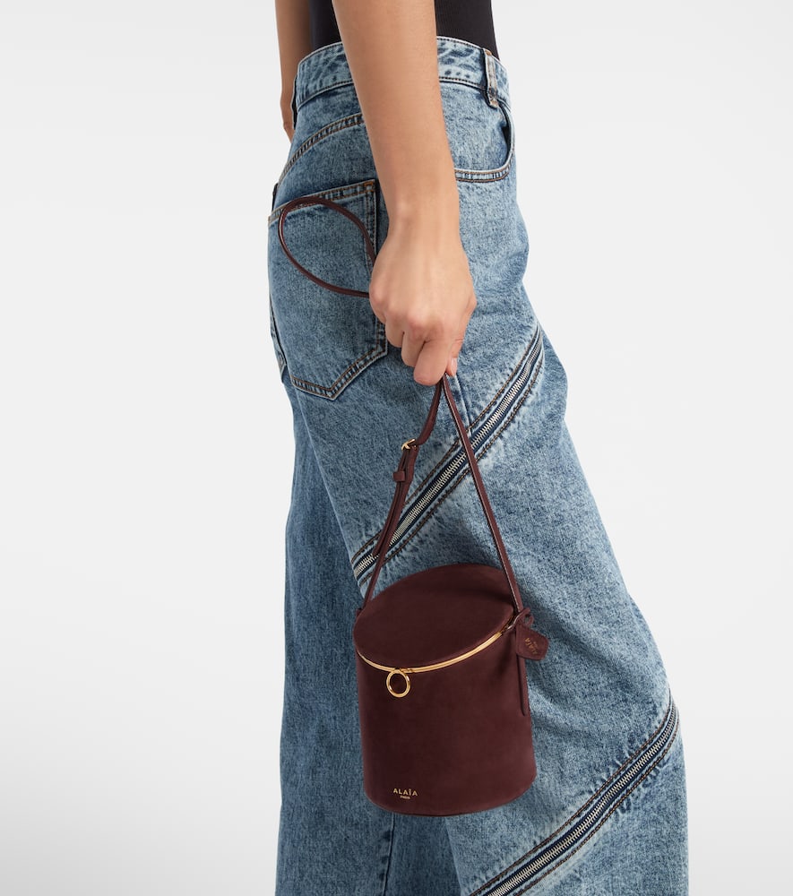 Alaïa La Canette Small Suede Bucket Bag In Burgundy