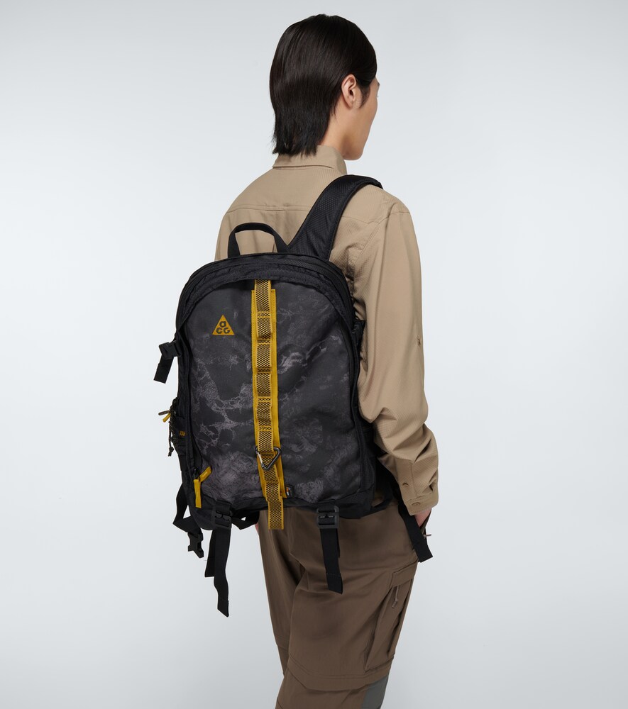 karst backpack