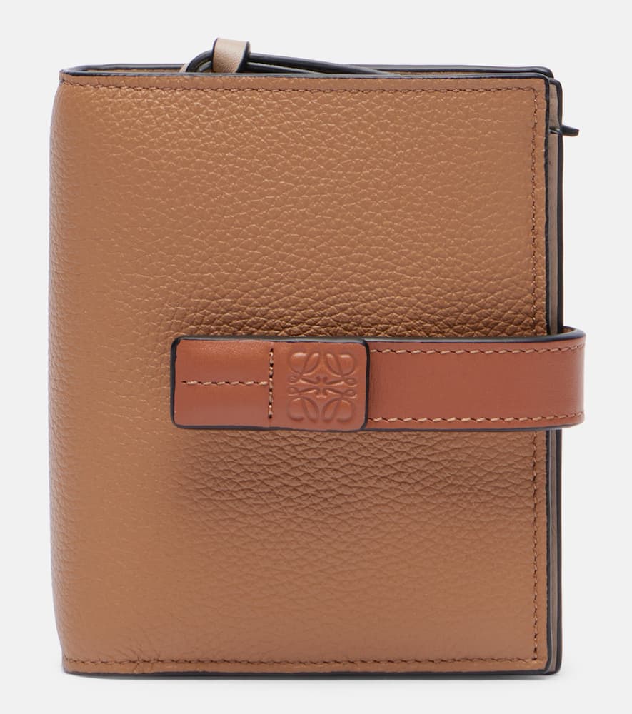 Loewe Compact Leather Wallet In Brown