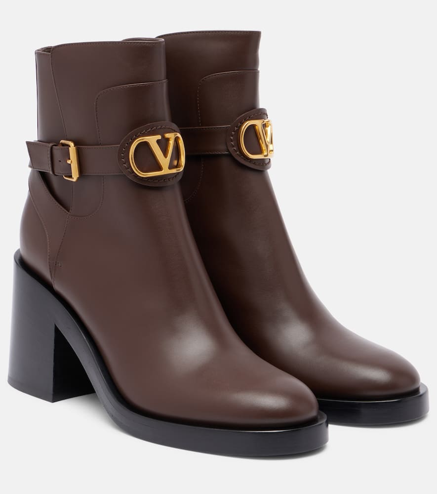 Valentino Bootie Vlogo Signature T. 70 Vitel In Brown