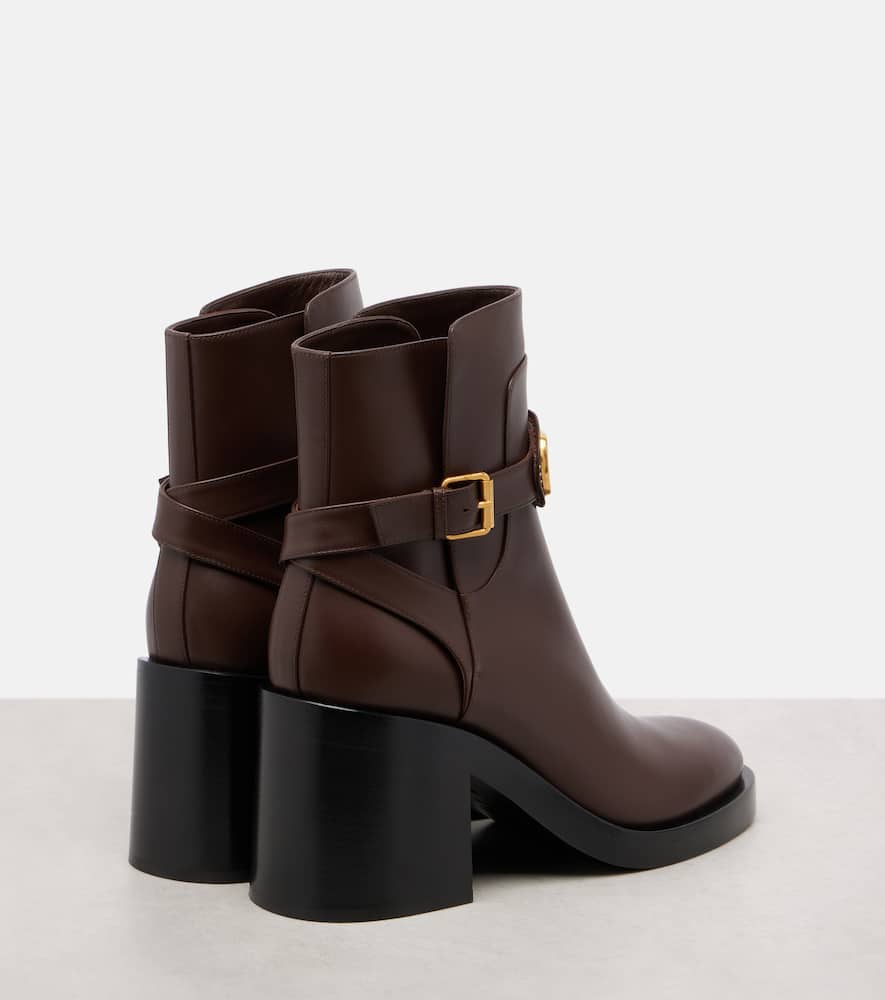 Valentino Bootie Vlogo Signature T. 70 Vitel In Brown
