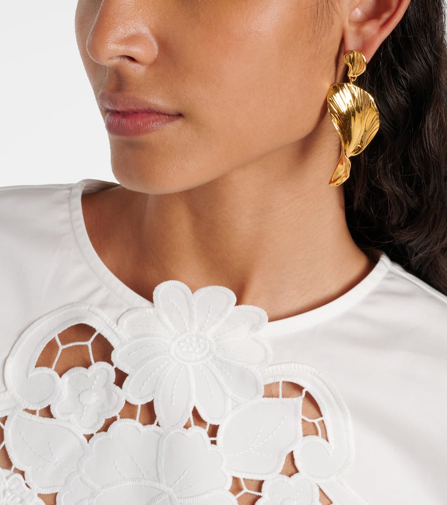Oscar De La Renta Petal Drop Earrrings In Gold