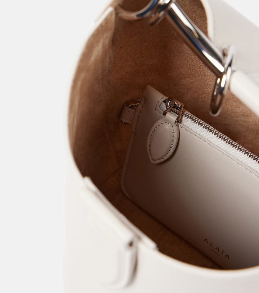Alaïa Ring Medium Ivory Leather Bucket Bag In White