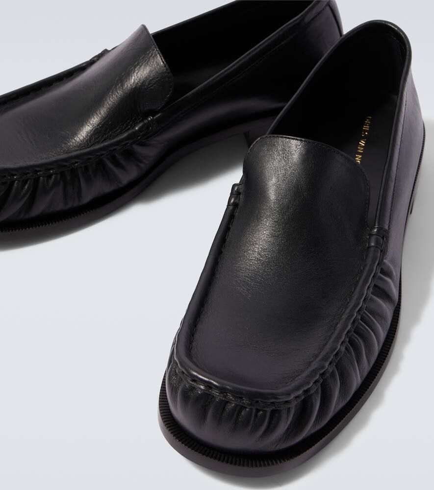 Dries Van Noten Squared Toe Black Leather Loafers With Embossed Stitching In Black