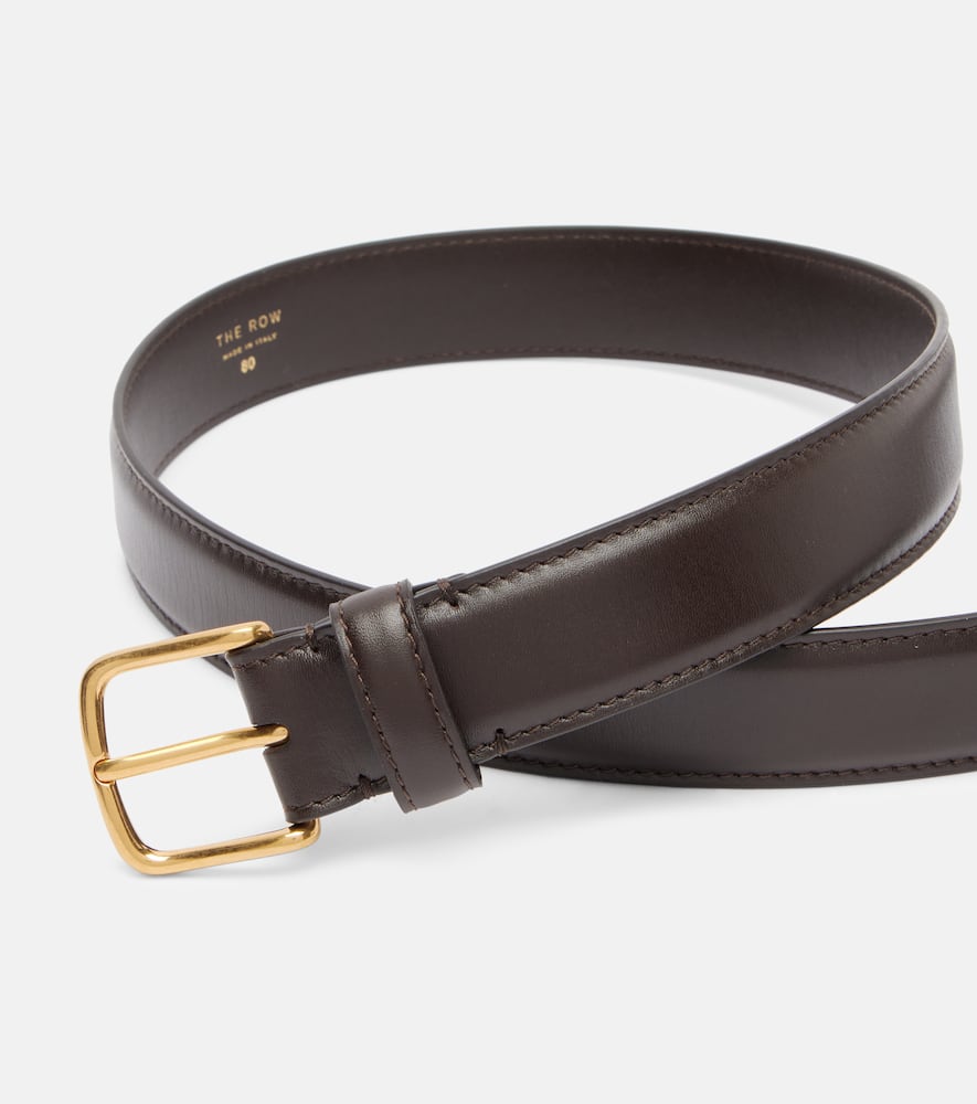 The Row Classic Leather Belt In Black