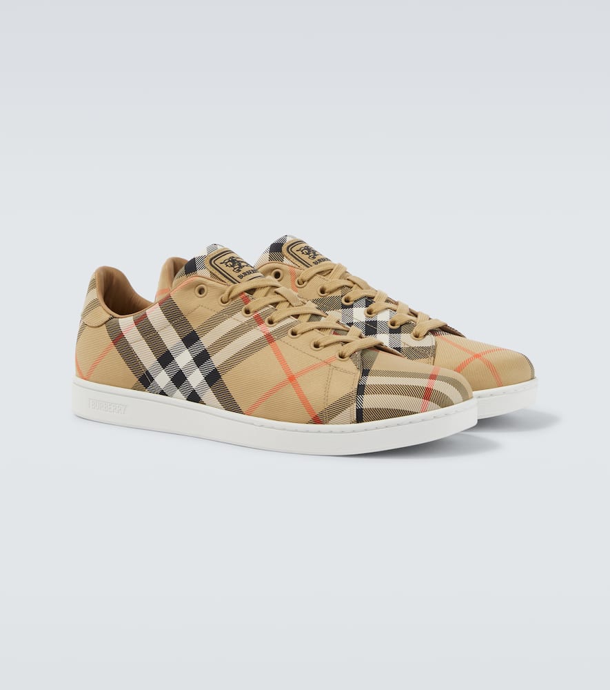 Burberry Multicolor Polyamide Low Top Sneakers In Multi