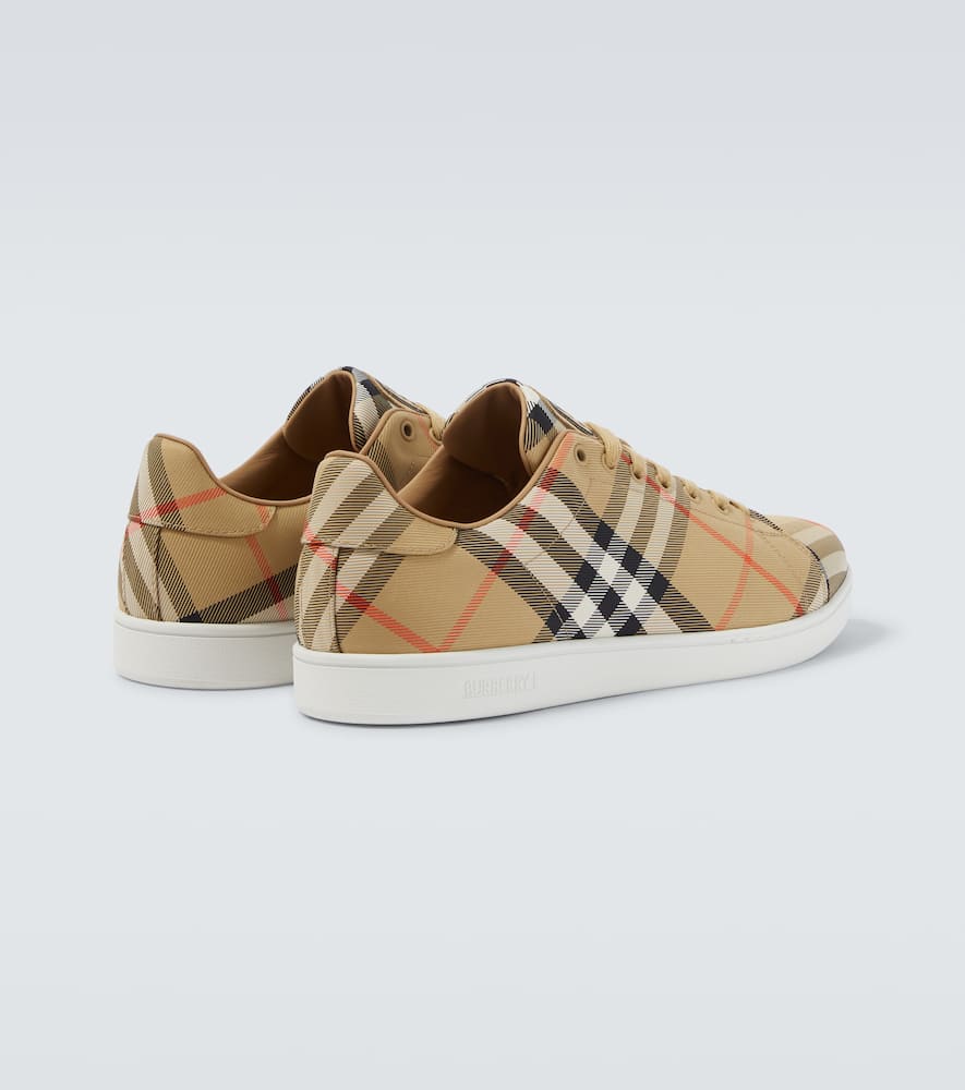 Burberry Multicolor Polyamide Low Top Sneakers In Multi