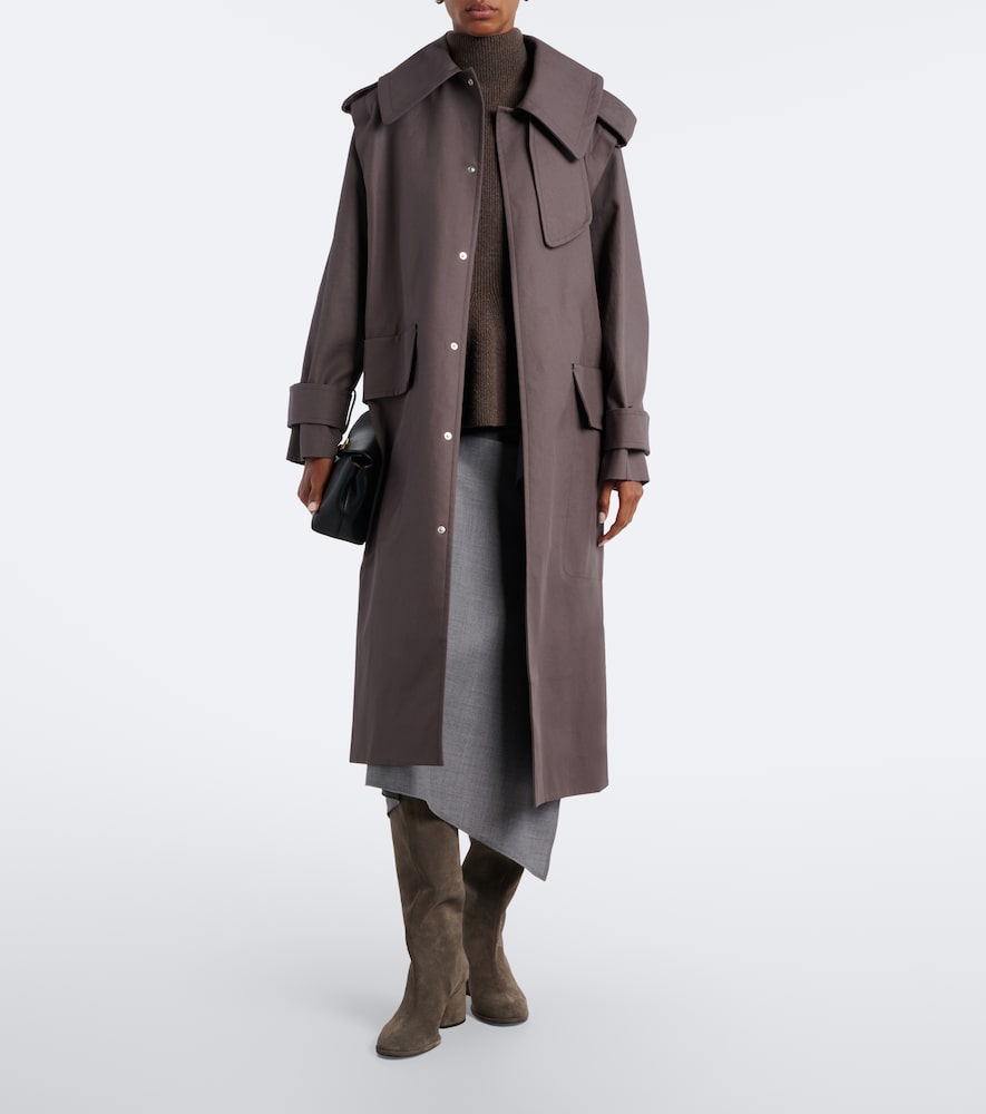 Almut Knee-High Boots