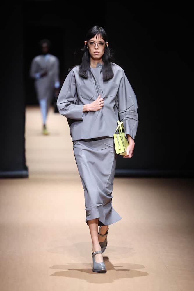 Prada High-rise-midirock Aus Einem Wollgemisch In Acciaio