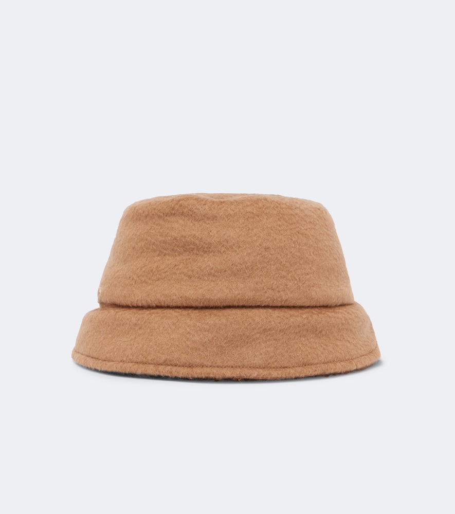Max Mara Bob en poil de chameau 255 €