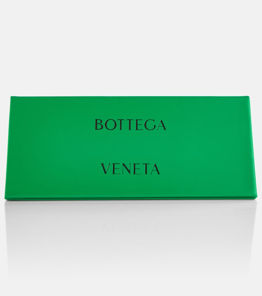  Bottega Veneta Bottega Veneta Rectangular Sunglasses 