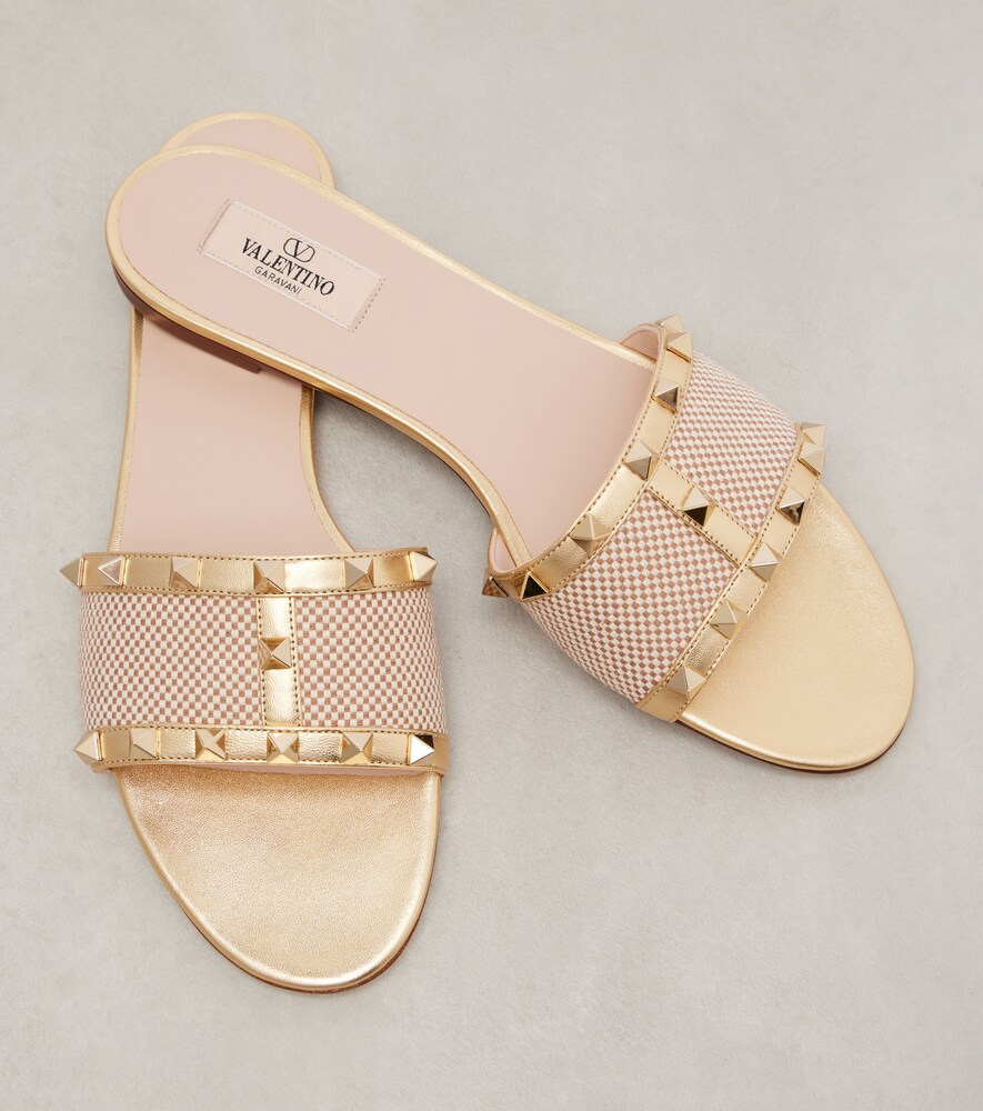  Valentino Garavani Valentino Garavani Rockstud Leather-trimmed Slides 