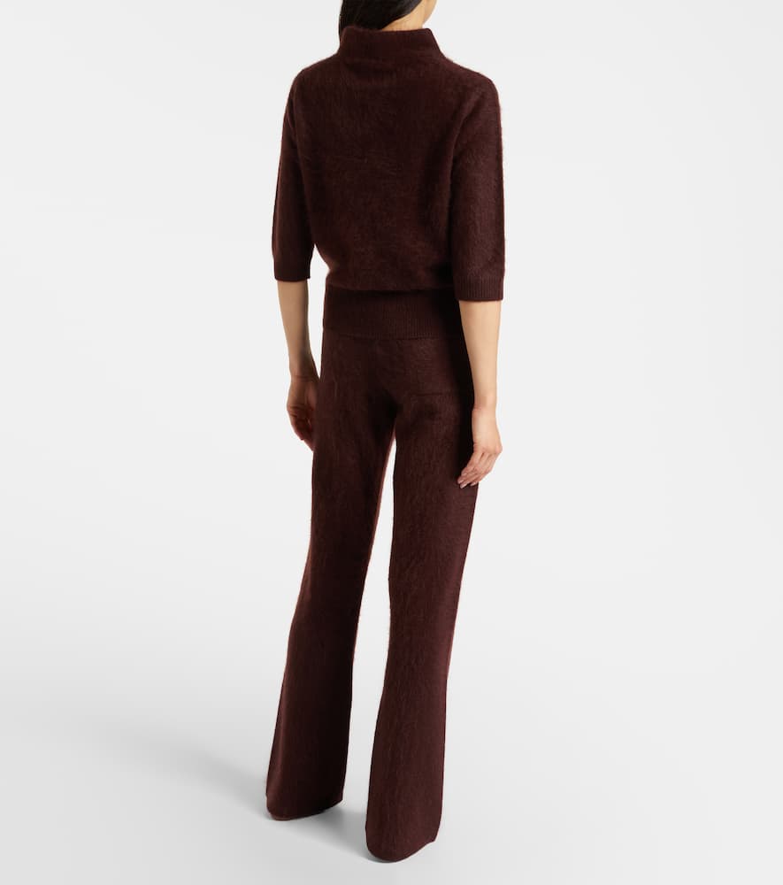 Dorothee Schumacher Fluffy Statement Wool And Cashmere-blend Sweater In Brown
