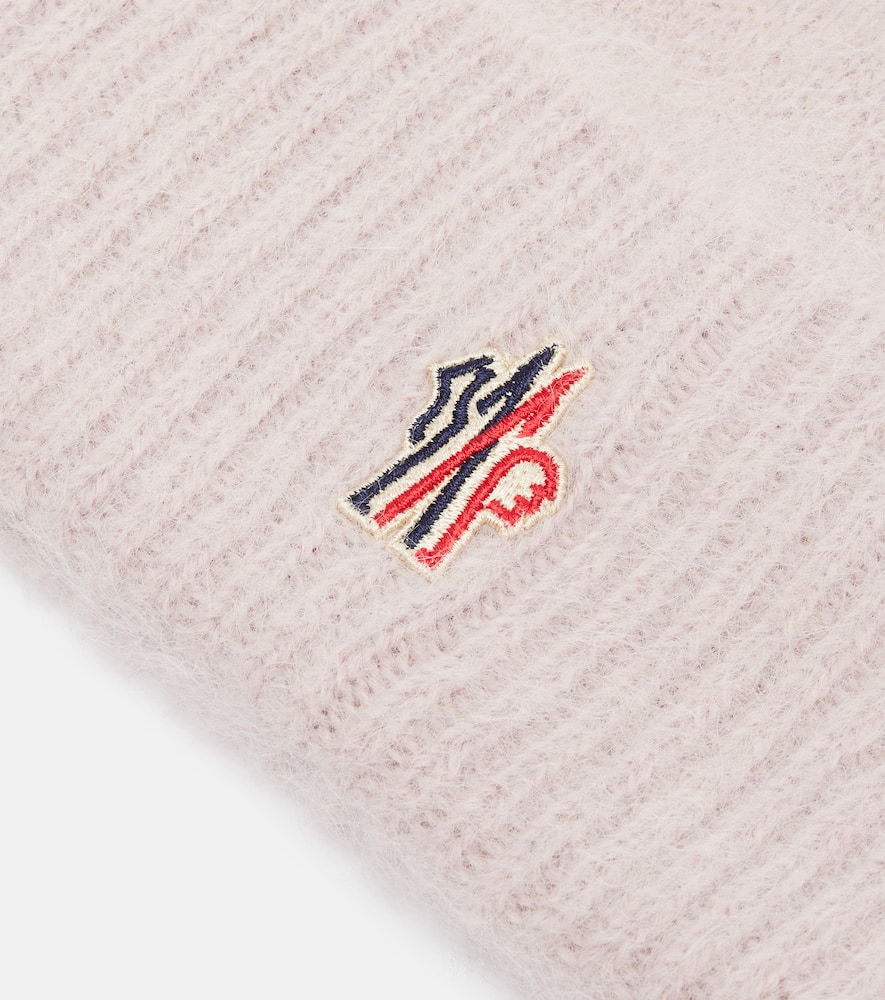 Moncler Logo Alpaca Wool-blend Beanie In Pink