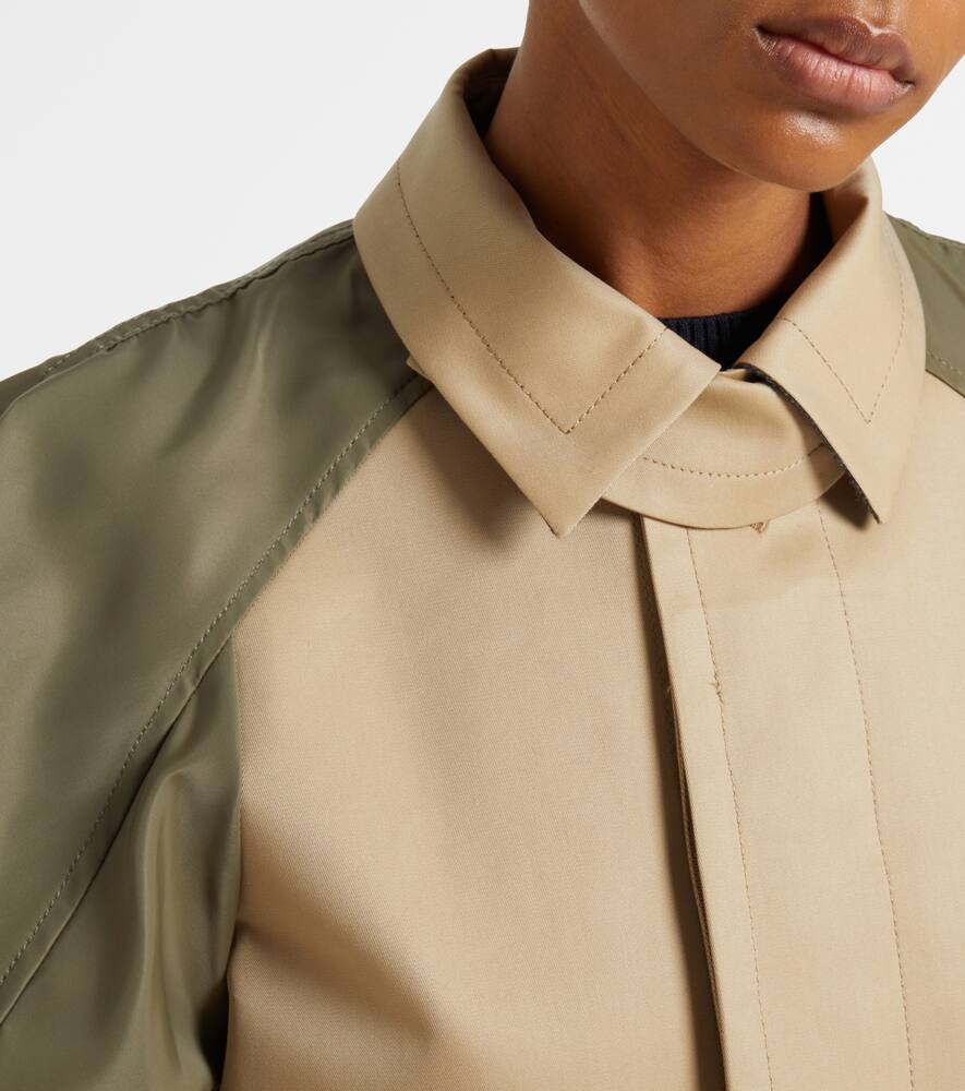 Sacai Womens Beige Taupe Gabardine Contrast-sleeve Cropped Cotton-blend Jacket In Beige