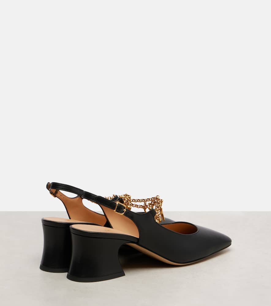 Chloé Charms 55 Chain-embellished Leather Pumps In Black