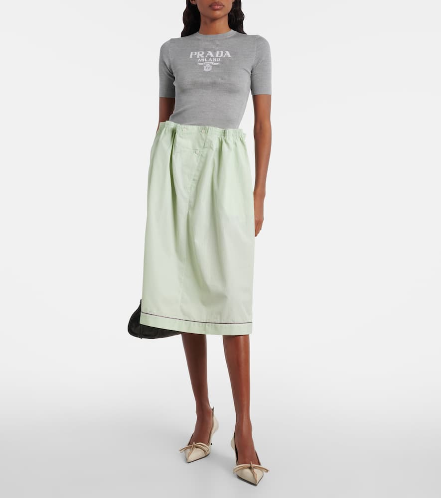 Prada Logo Ribbed-trim Silk T-shirt In Gray