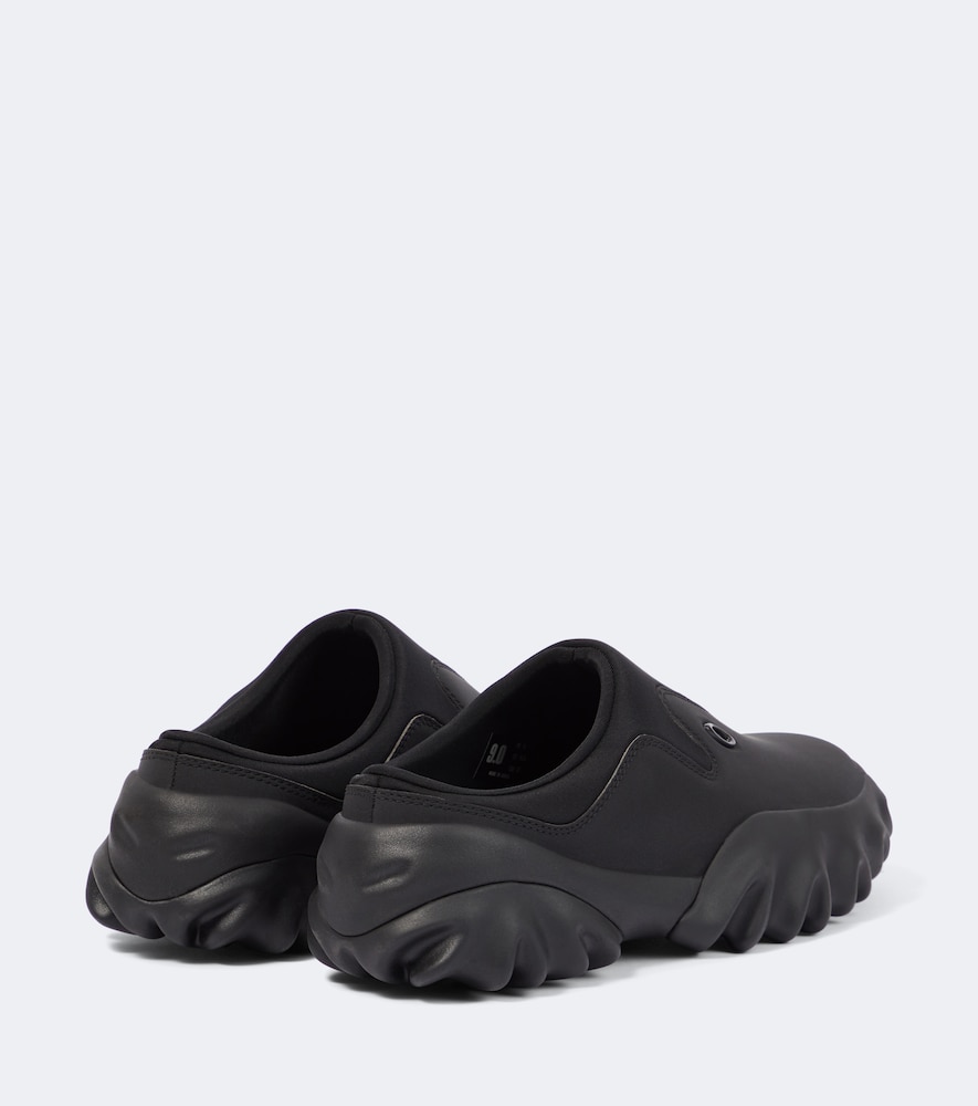  Junya Watanabe Junya Watanabe X Oakley Slip-ons Aus Veloursleder 