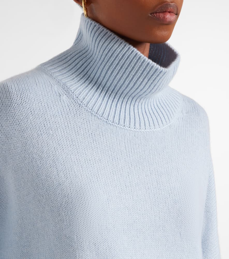 Lisa Yang Heidi Oversized Cashmere Sweater In Blue