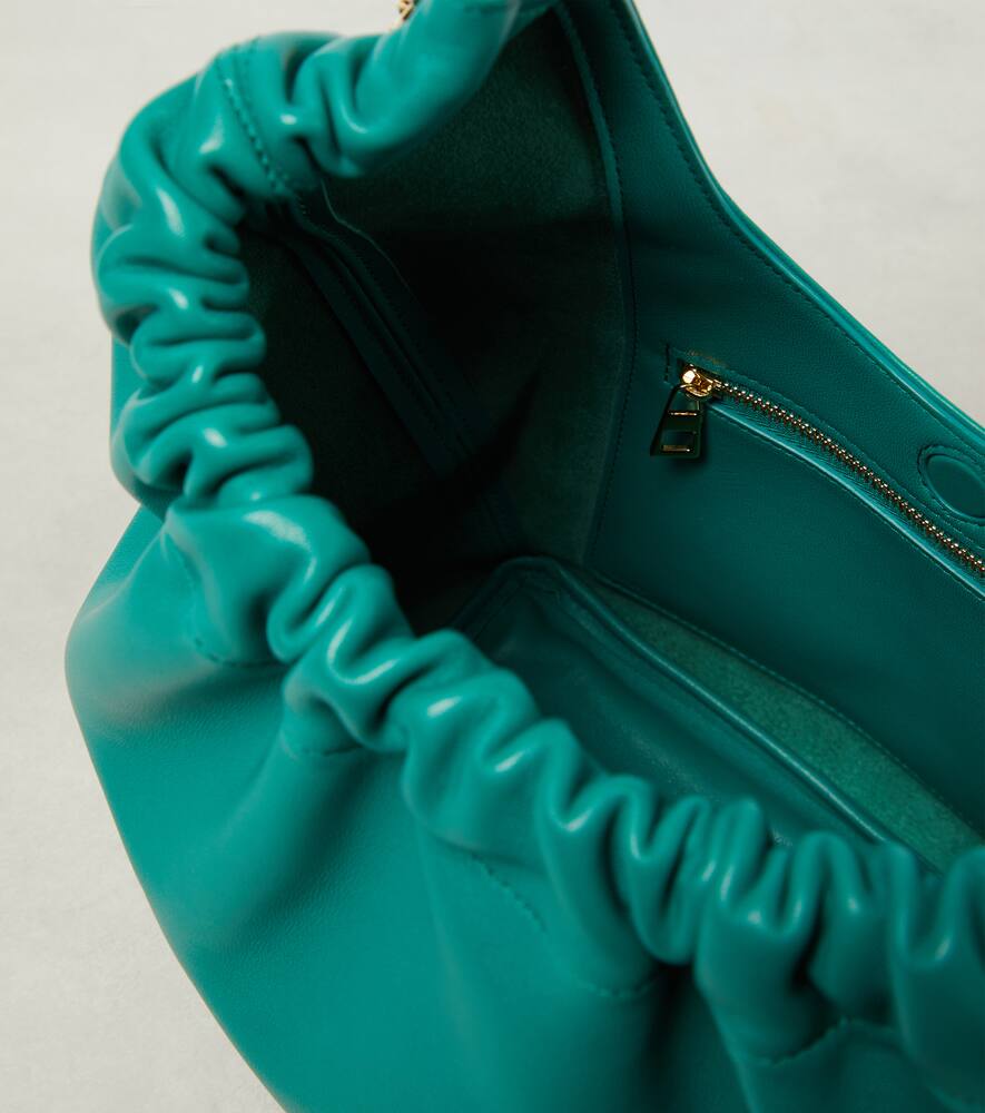 Loewe Squeeze Small leather shoulder bag