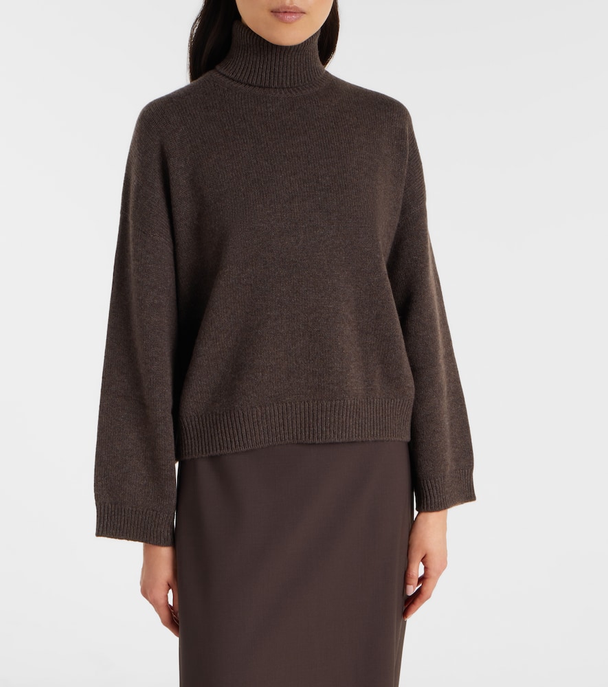 Brunello Cucinelli Monili Cashmere Turtleneck Sweater In Brown