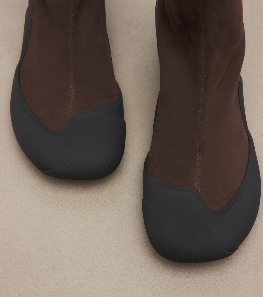 Dive Ankle Boots