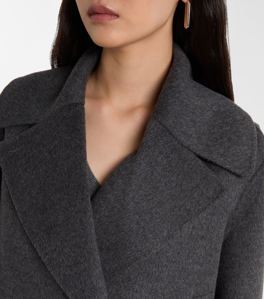  Joseph Joseph Cropped Wool And Cashmere Peacoat 