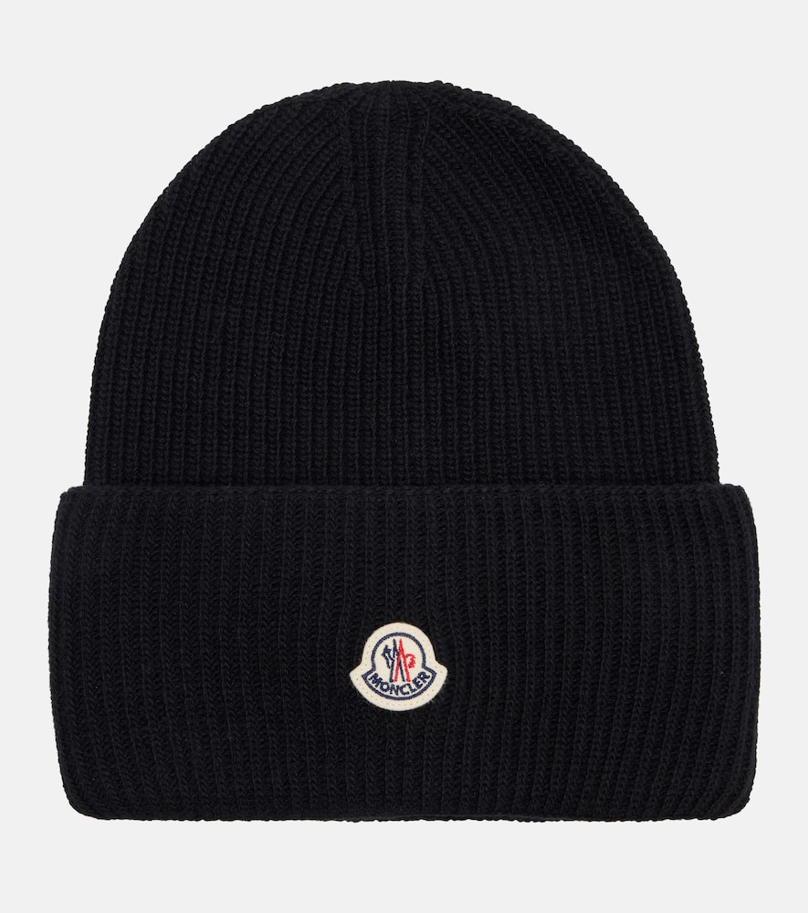 Moncler Ribbed Knit Carded Wool Beanie With Felt Logo Patch In Black