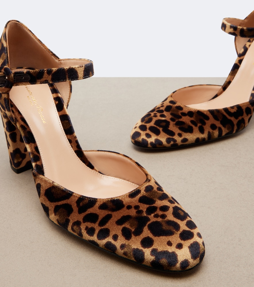 Leopard-Print Velvet Pumps