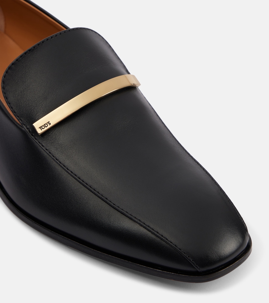  Tod's Tod's Leather Loafers 