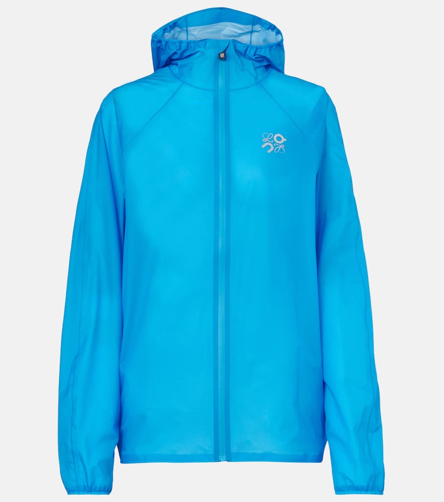 x On Ultra logo jacket