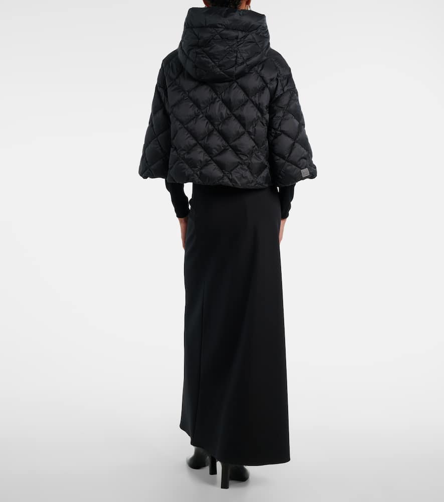 Max Mara Sisoft Quilted Cropped Down Jacket In Black