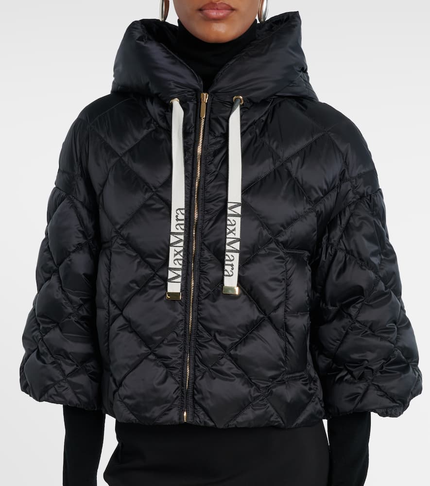 Max Mara Sisoft Quilted Cropped Down Jacket In Black