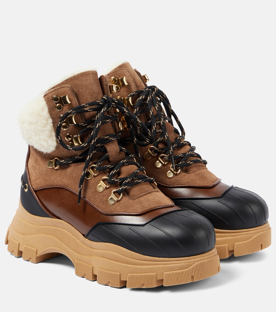 Sporty Shearling leather lace-up boots