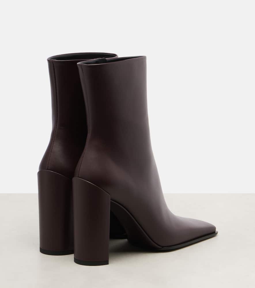 Alaïa Leather Square-toe Ankle Boots 90 In Brown