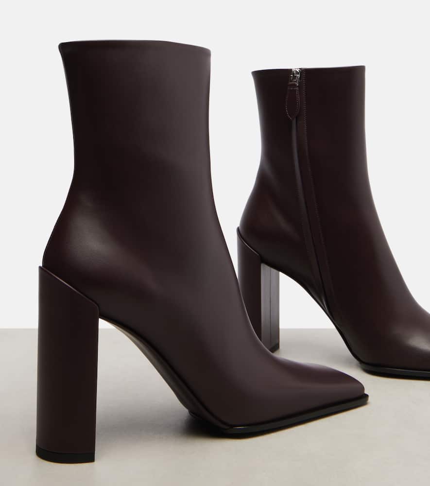 Alaïa Leather Square-toe Ankle Boots 90 In Brown